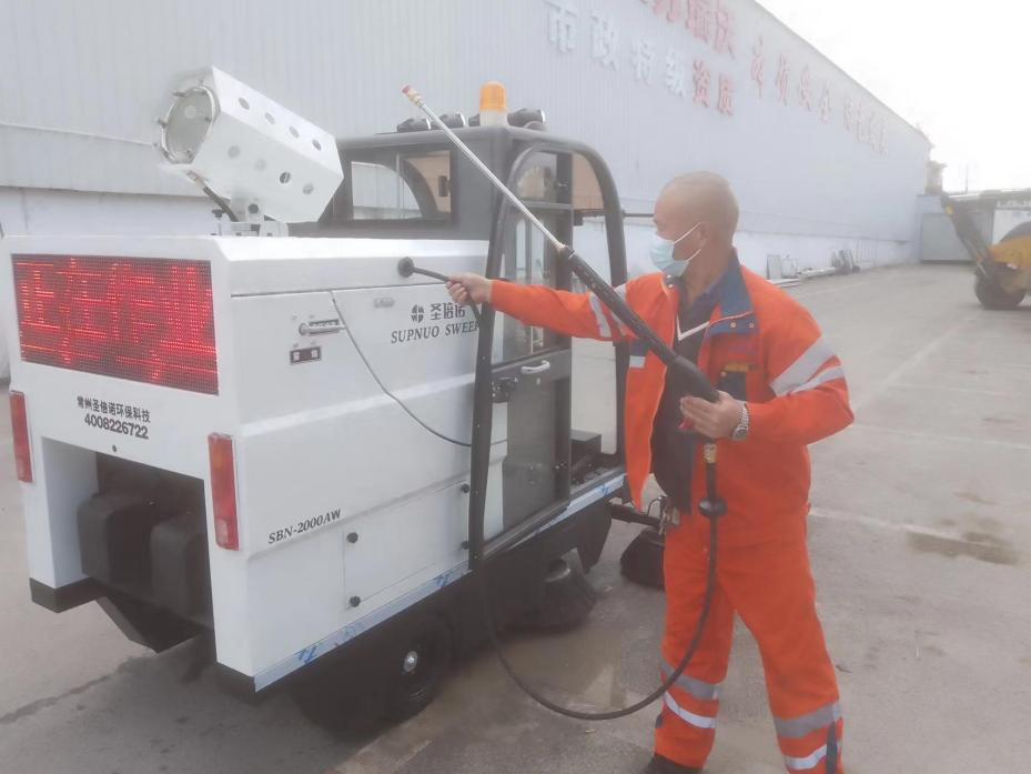 嘉兴龙马快速清扫车