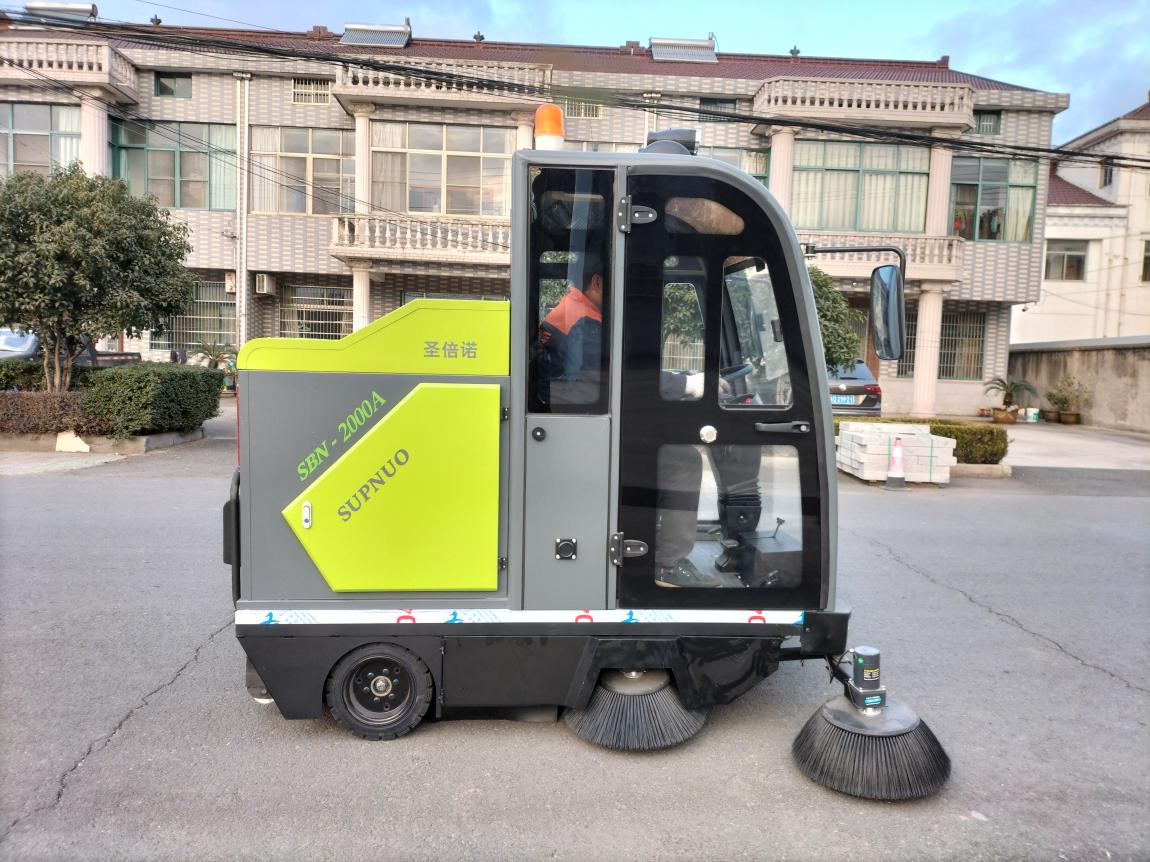 嘉兴龙马清扫车